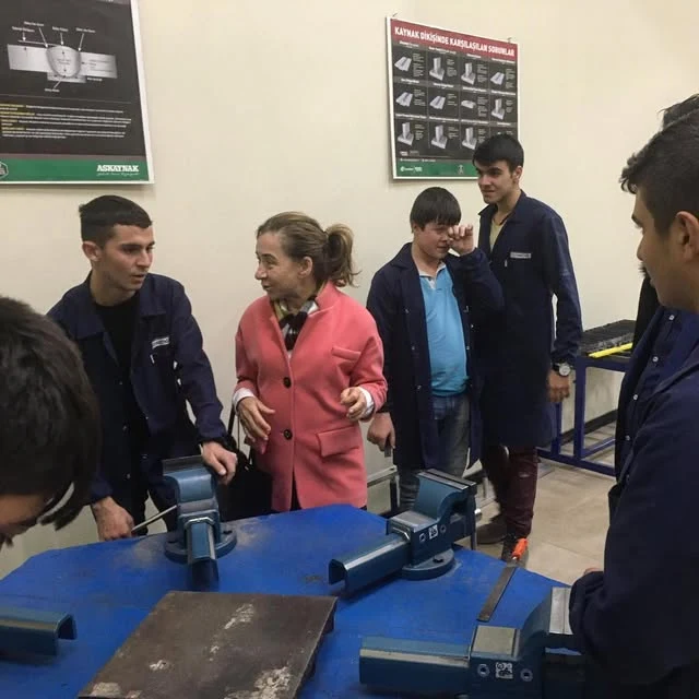Reviewing the practical work in the workshop