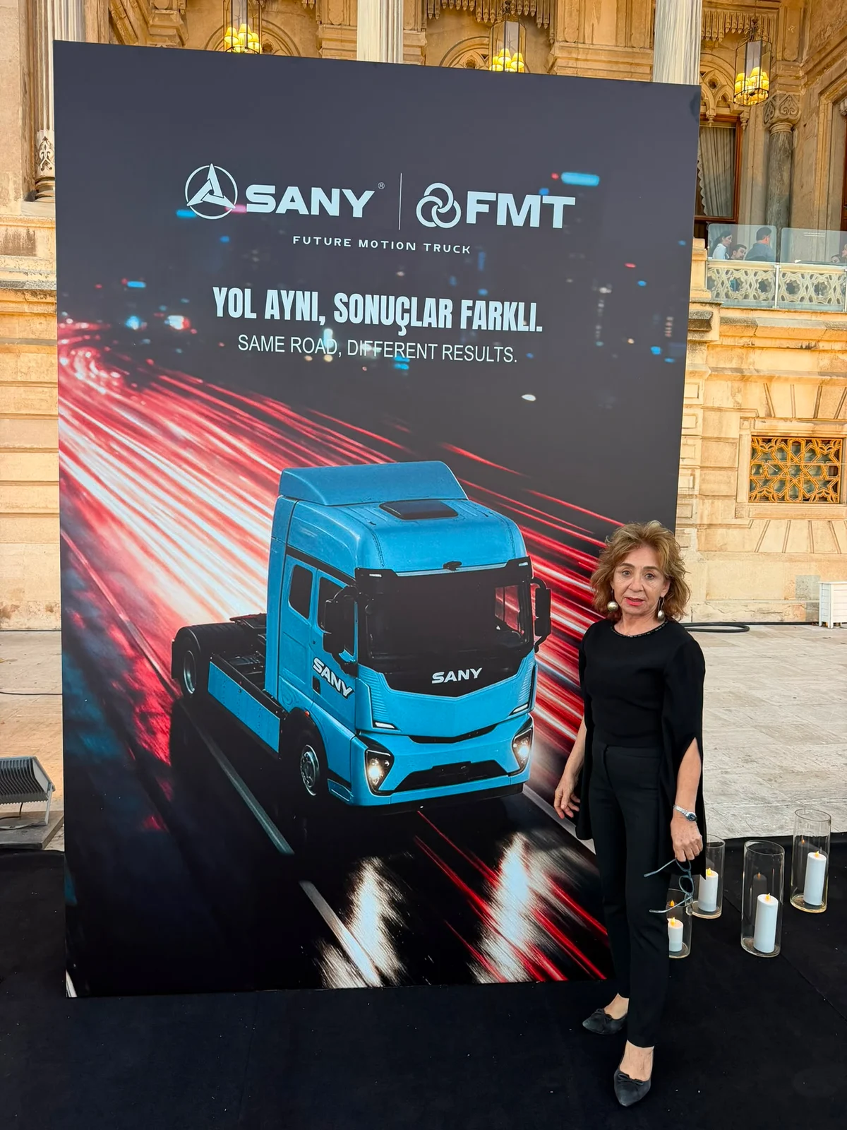 SANY ve FMT lansman panosu